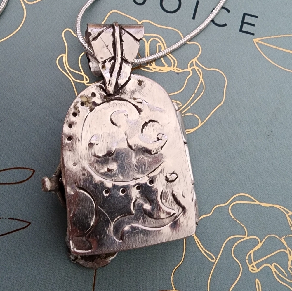 BIRD CAGE NECKLACE HANDMADE IN STERLING SILVER (Order Upon Request) - Picture 6 of 8